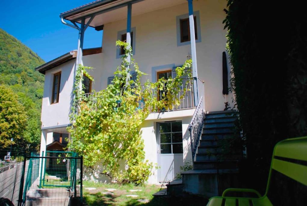 Maison 3 Chambres Au Lac D'Annecy, 30Min La Clusaz マントン・サン・ベルナール エクステリア 写真