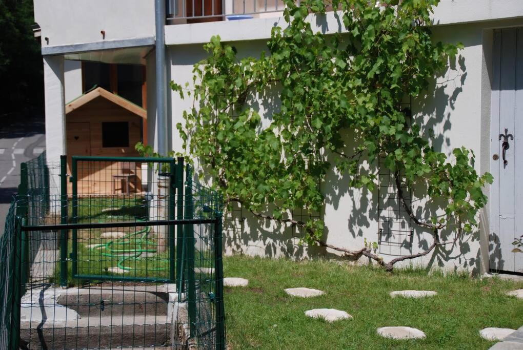 Maison 3 Chambres Au Lac D'Annecy, 30Min La Clusaz マントン・サン・ベルナール エクステリア 写真