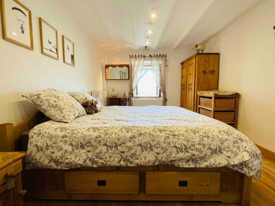 Maison 3 Chambres Au Lac D'Annecy, 30Min La Clusaz マントン・サン・ベルナール エクステリア 写真