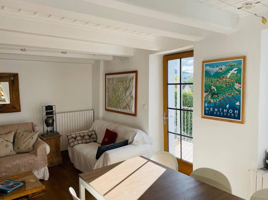 Maison 3 Chambres Au Lac D'Annecy, 30Min La Clusaz マントン・サン・ベルナール エクステリア 写真