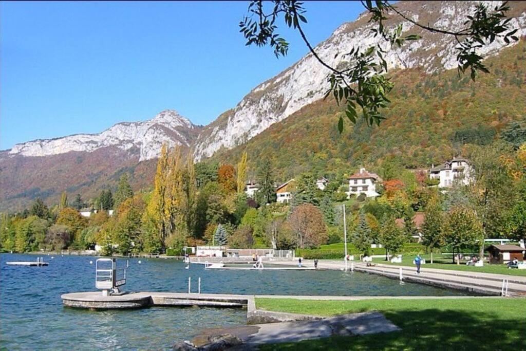 Maison 3 Chambres Au Lac D'Annecy, 30Min La Clusaz マントン・サン・ベルナール エクステリア 写真